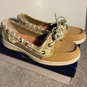 Sperry Top Sider angelfish boatshoes, size 6.5, tan color
